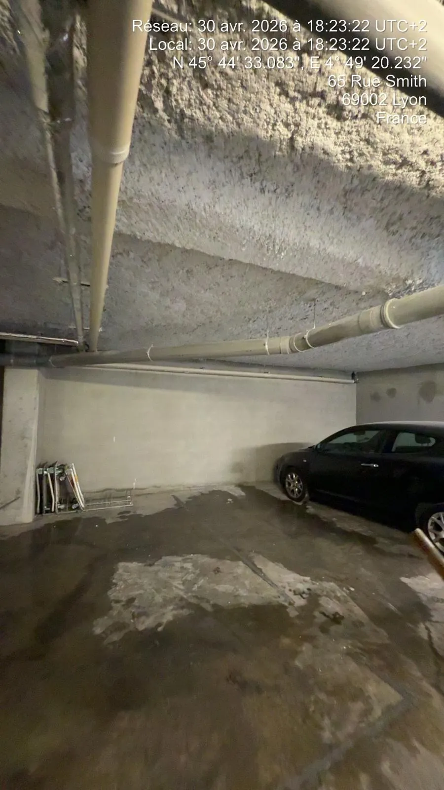 Plafond de parking brut avant isolation